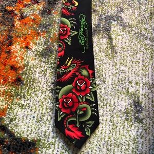 Ed Hardy tie w/ dragon & roses